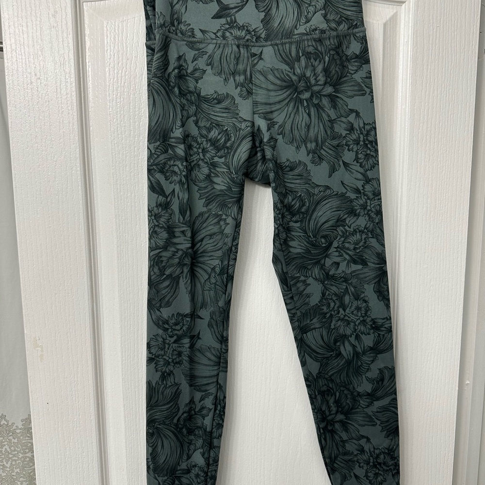 Floral Patterned womens Leggings
